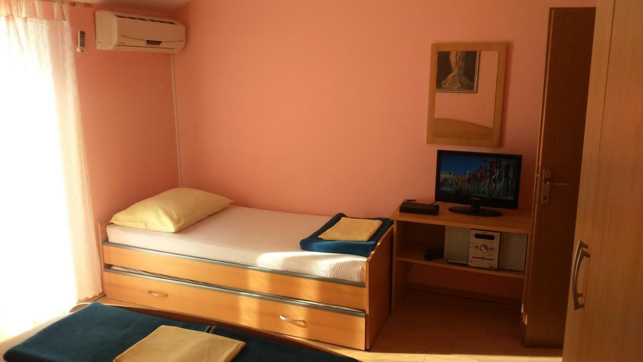 Apartman Lea Tučepi Zewnętrze zdjęcie