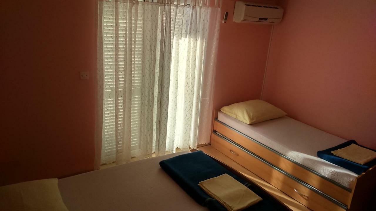 Apartman Lea Tučepi Zewnętrze zdjęcie